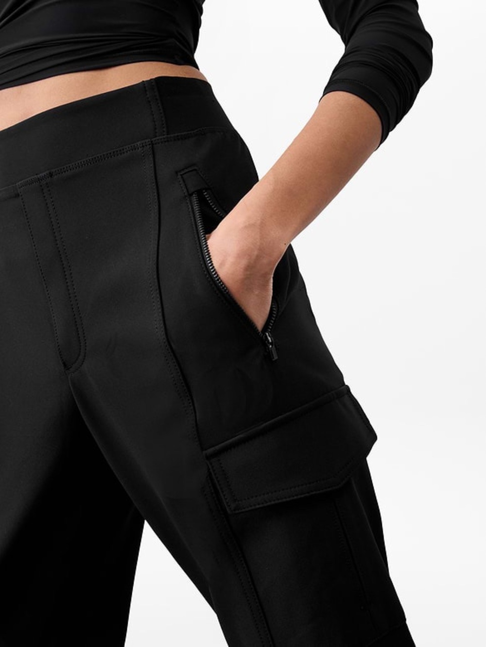 Athleta Endless High Rise Cargo Pants Black Size 6 - Picture 4 of 12